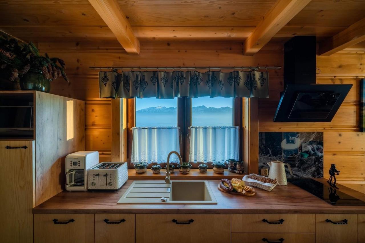 Domki Widokowe Wooden Luxury Chalet & Jacuzzi Зомб Екстериор снимка
