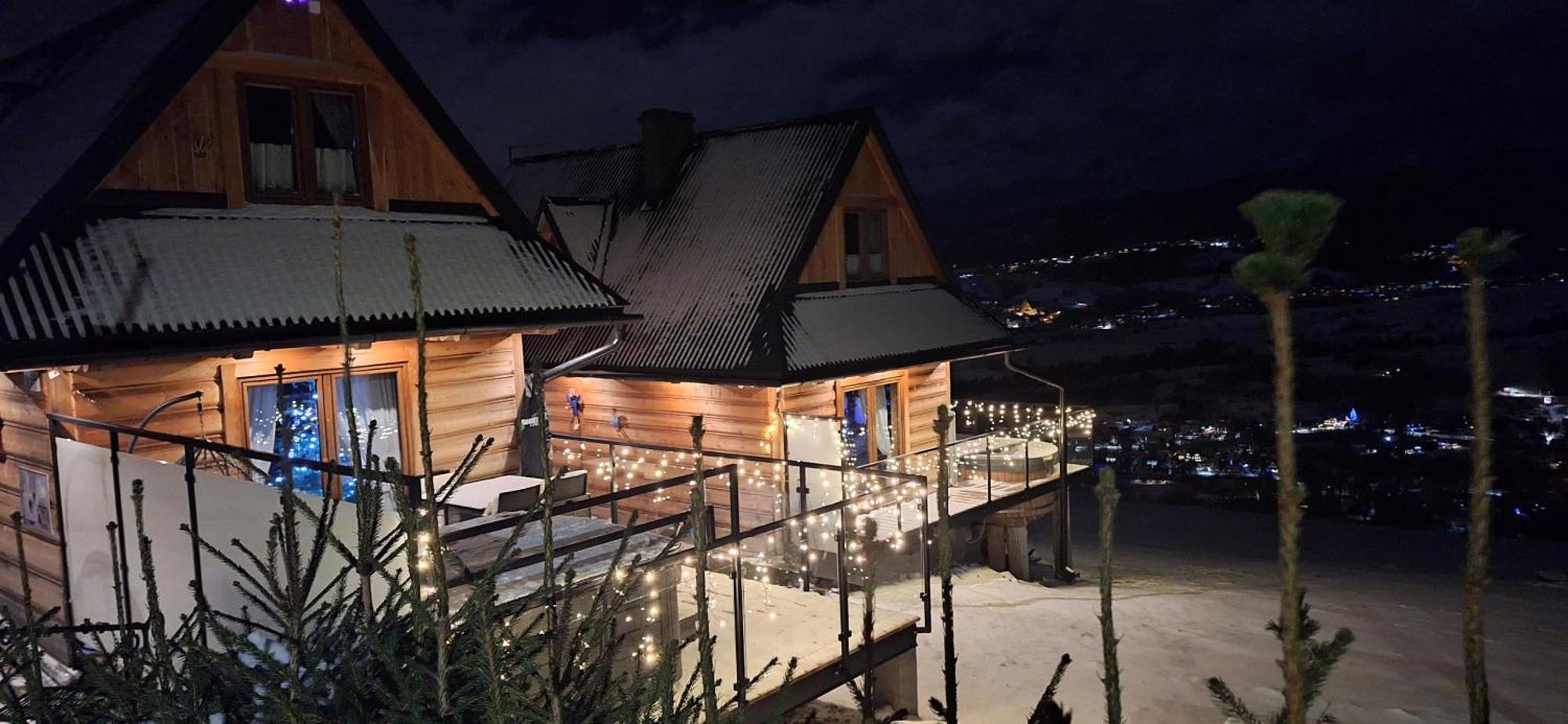 Domki Widokowe Wooden Luxury Chalet & Jacuzzi Зомб Екстериор снимка
