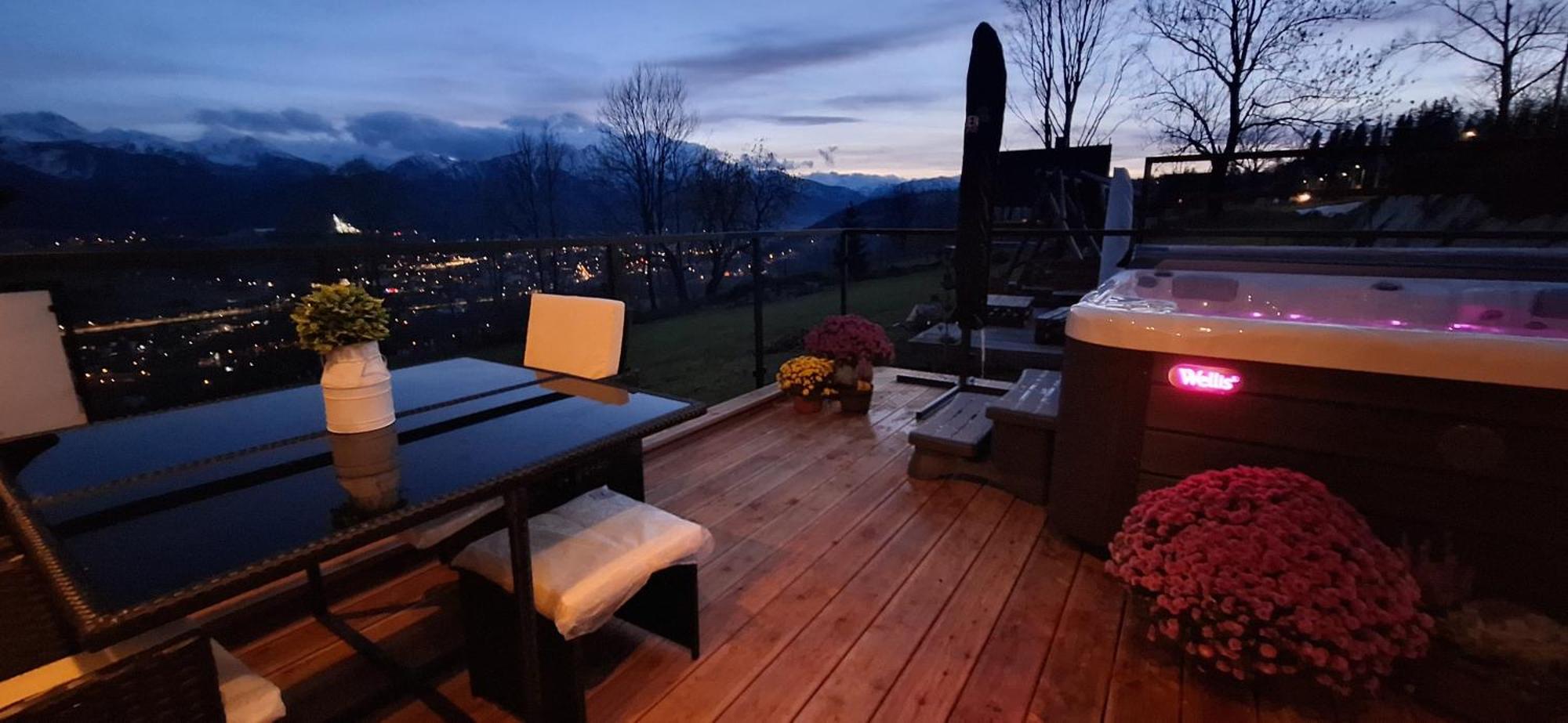 Domki Widokowe Wooden Luxury Chalet & Jacuzzi Зомб Екстериор снимка